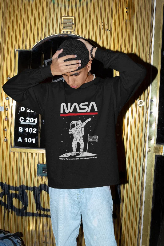 NASA Astronaut Dab: ALIEN & SPACE- Winter Sweatshirts